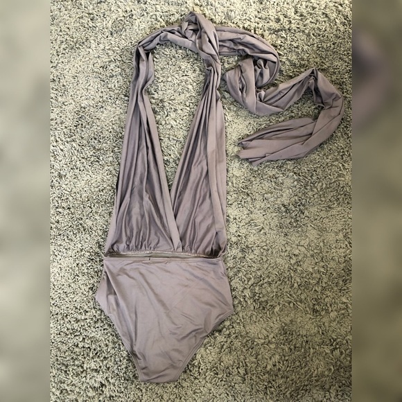 Noughts and crosses grey leotard - AUS 8 - Picture 2 of 2